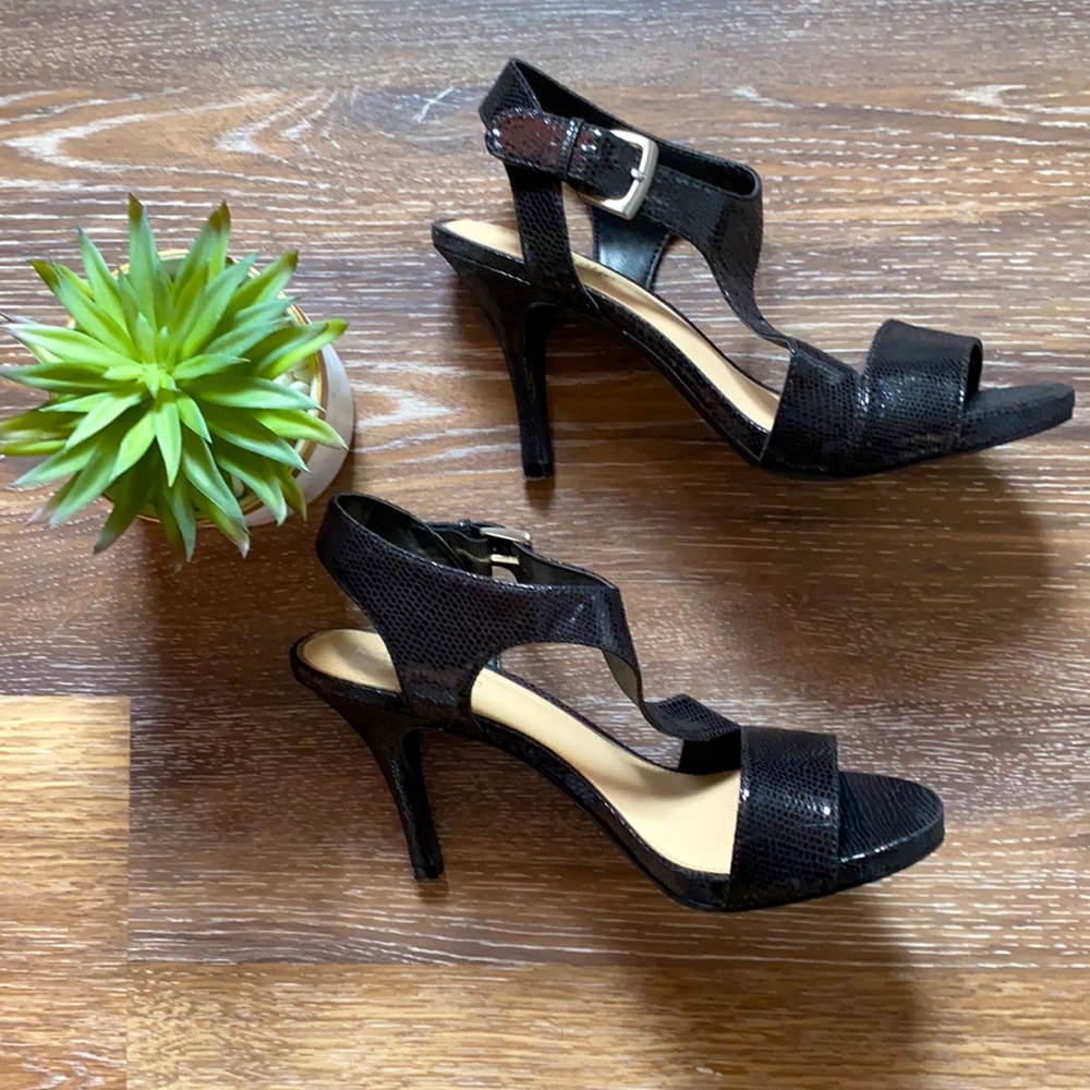 kelly&katie black snakeskin heels